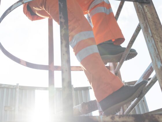 ¿Qué responsabilidad tiene el instalador frente al fabricante?