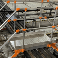 salto de lobo instalado en nave industrial
